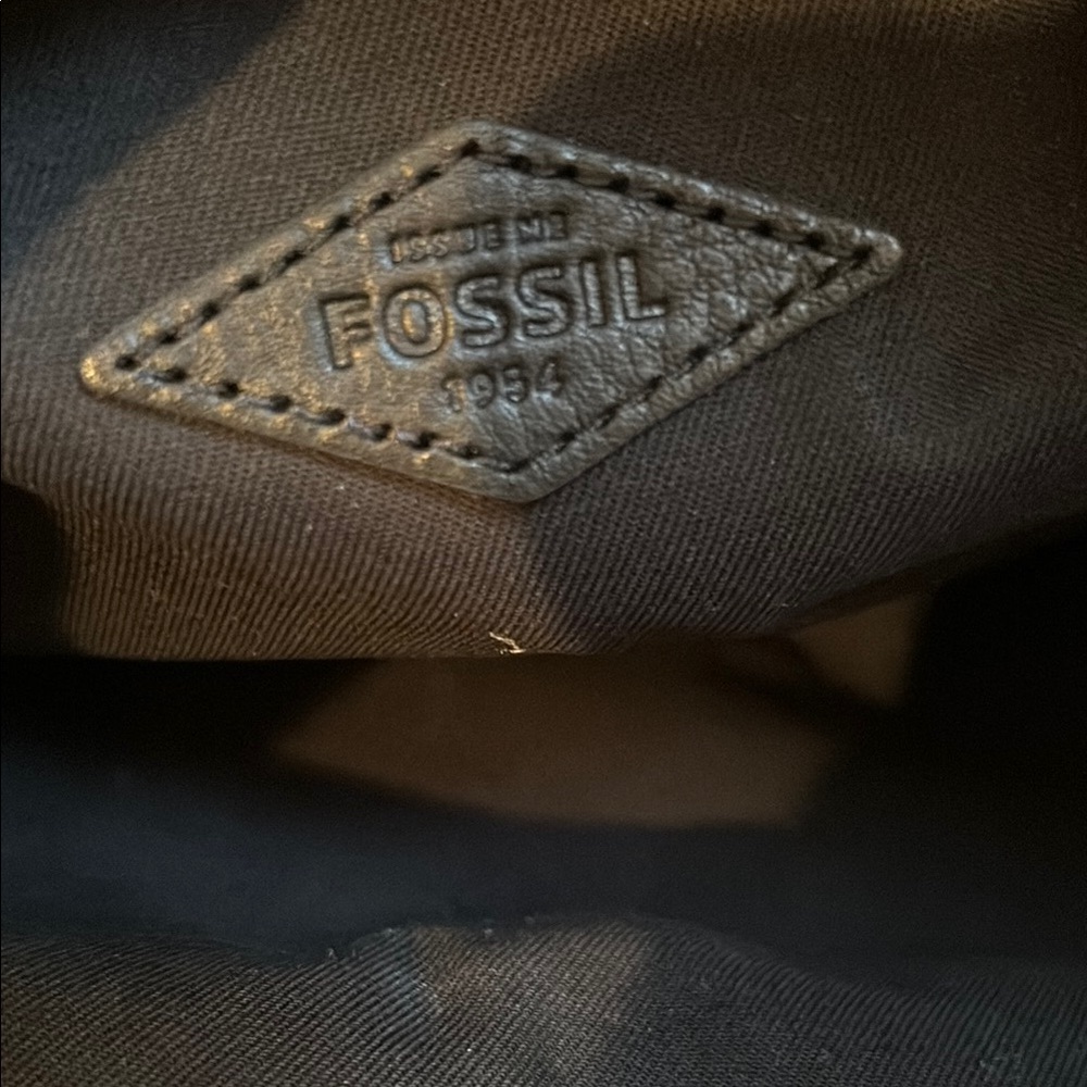 NEW Fossil Emma Laptop Bag Sleek Black Leather Briefcase with Versatile straps - Picture 7 of 7